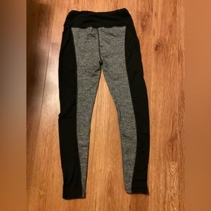 Women S/M. Two tone leggings. Slightly used.great condition.
